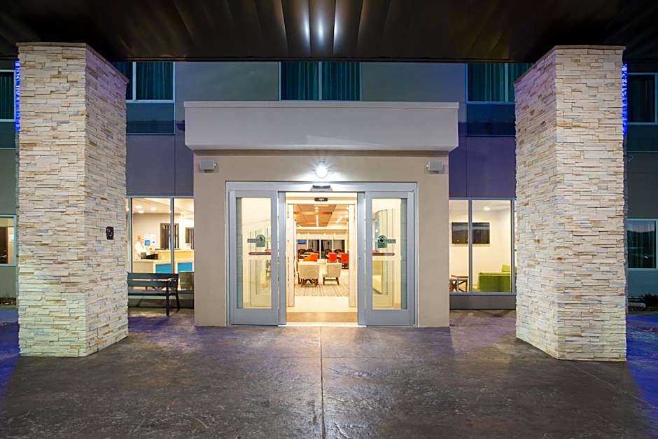 Holiday Inn Express & Suites Rapid City - Rushmore South By IHG