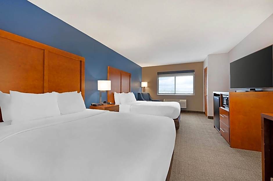 Comfort Inn & Suites North Greenfield