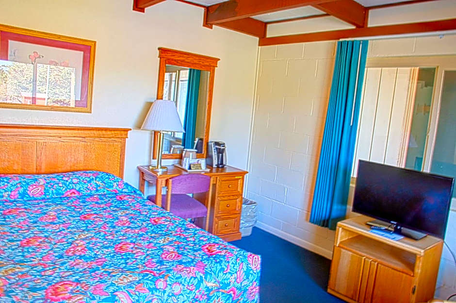 Crescent Beach Motel