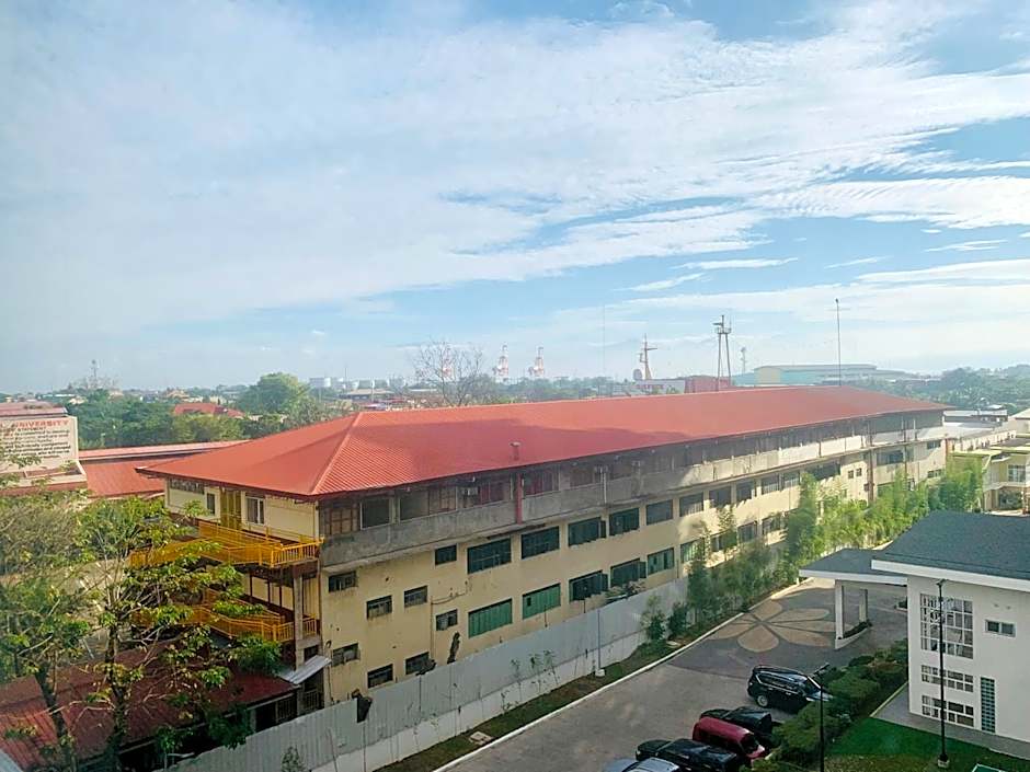 Casa Ison at MesaVerte Residences - Condo at CDO city center with free use of swimming pool