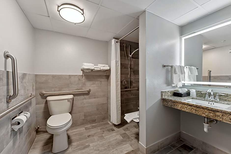 AmericInn by Wyndham Wisconsin Dells