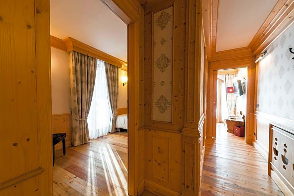 Cristal Palace Hotel