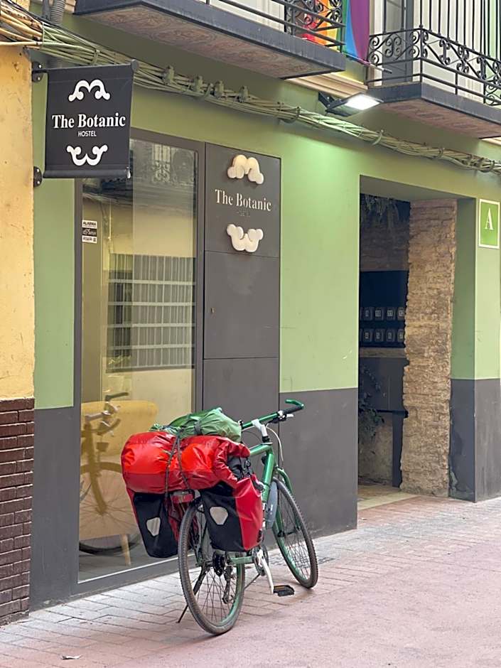 VTZ The Botanic Hostel