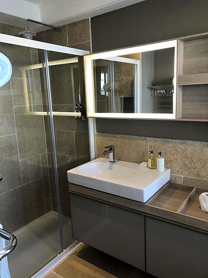 The Peppermill Town house Hotel & Restaurant