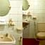 Hotel O Cemara's Homestay