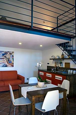 Studio - Split Level