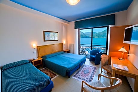 Superior Double Room with Extra Bed and Lake View