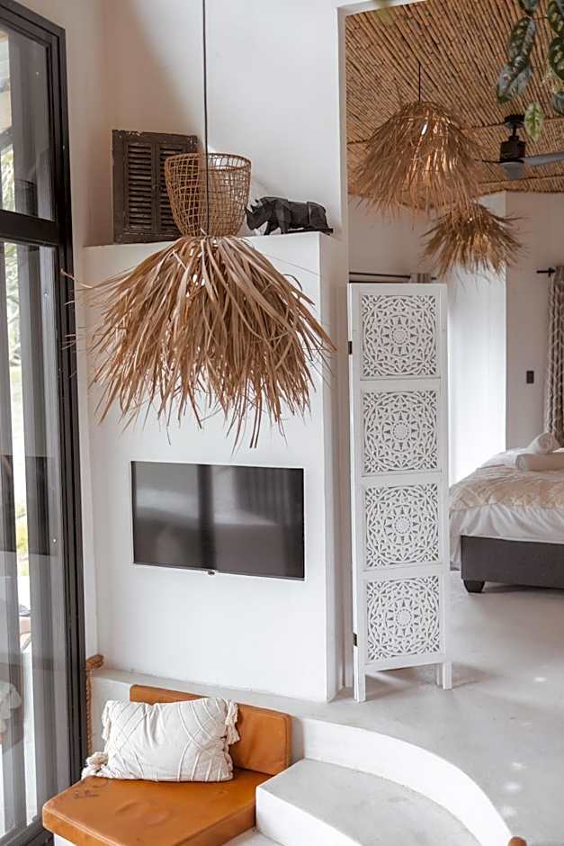 Buff & Fellow Eco Cabins