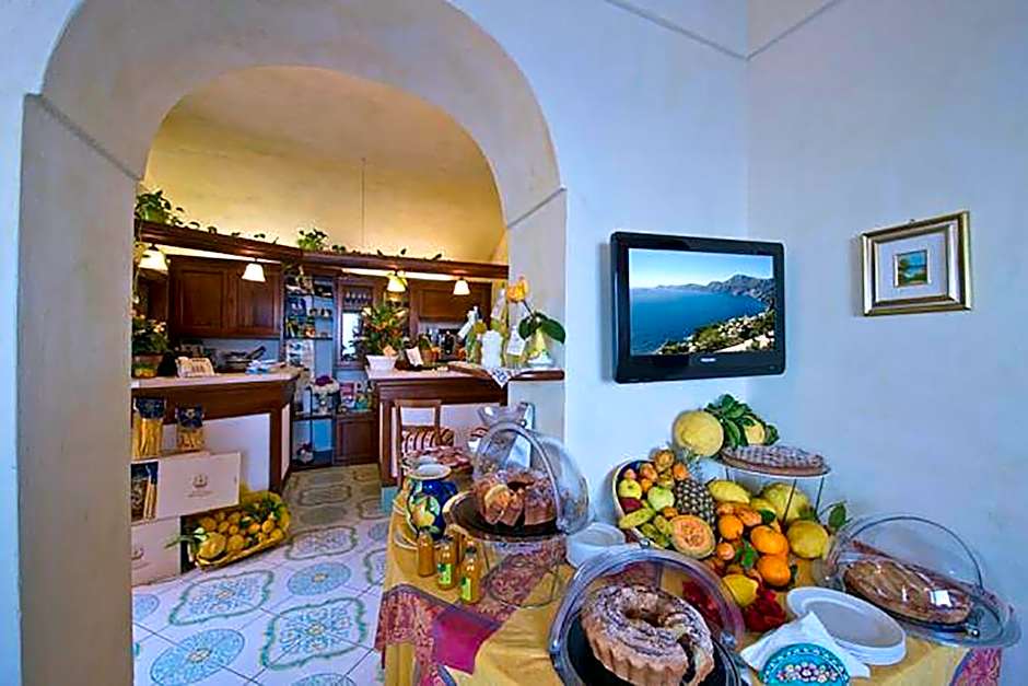 L'Antico Borgo Dei Limoni