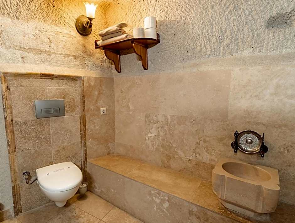 Amber Cave Suites