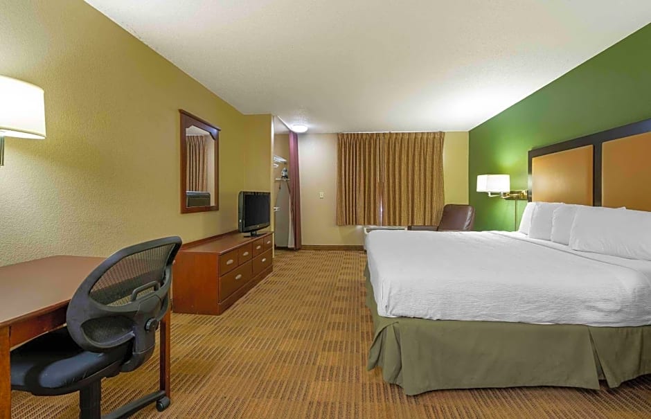 Extended Stay America Suites - Chicago - Schaumburg - I-90