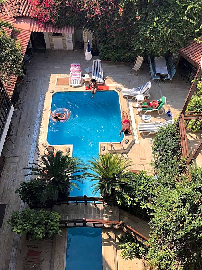 Hotel Karyatit Kaleici