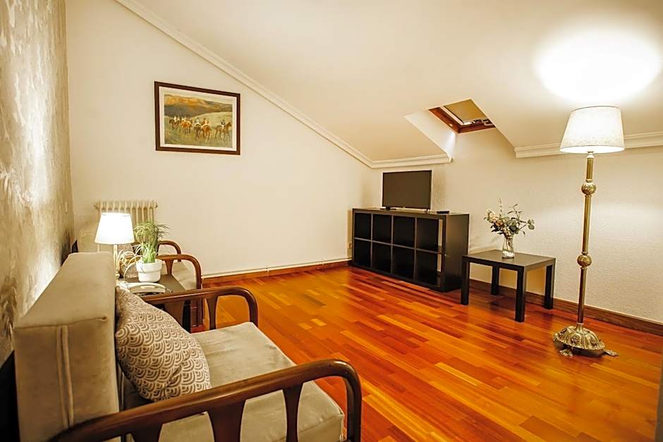 Hotel Conde Rodrigo II by eme hoteles