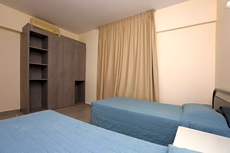 Two-Bedroom Apartment (4-6 Adults)