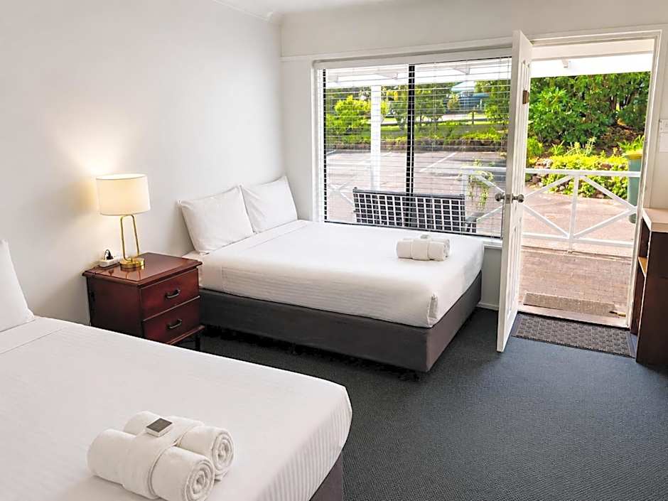 Karri Forest Motel