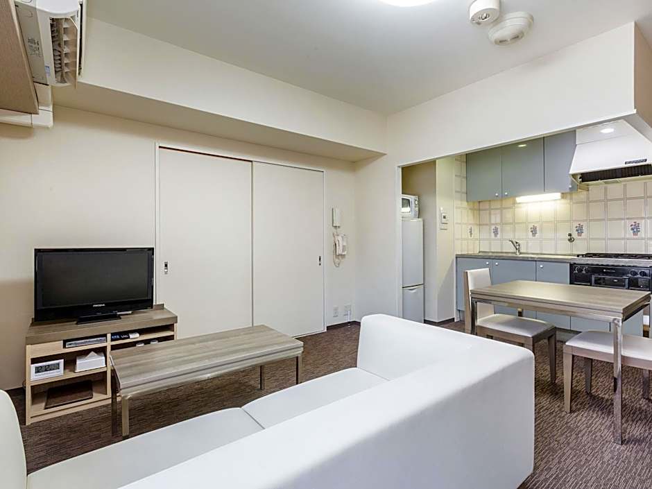 Photo 1 of 6 of Superior Apartment