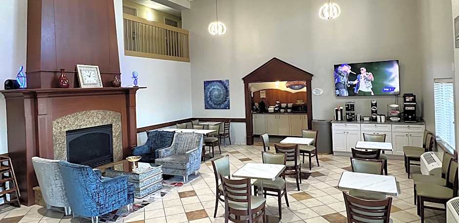 Baymont by Wyndham Litchfield