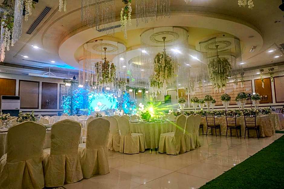 Villa Caceres Hotel