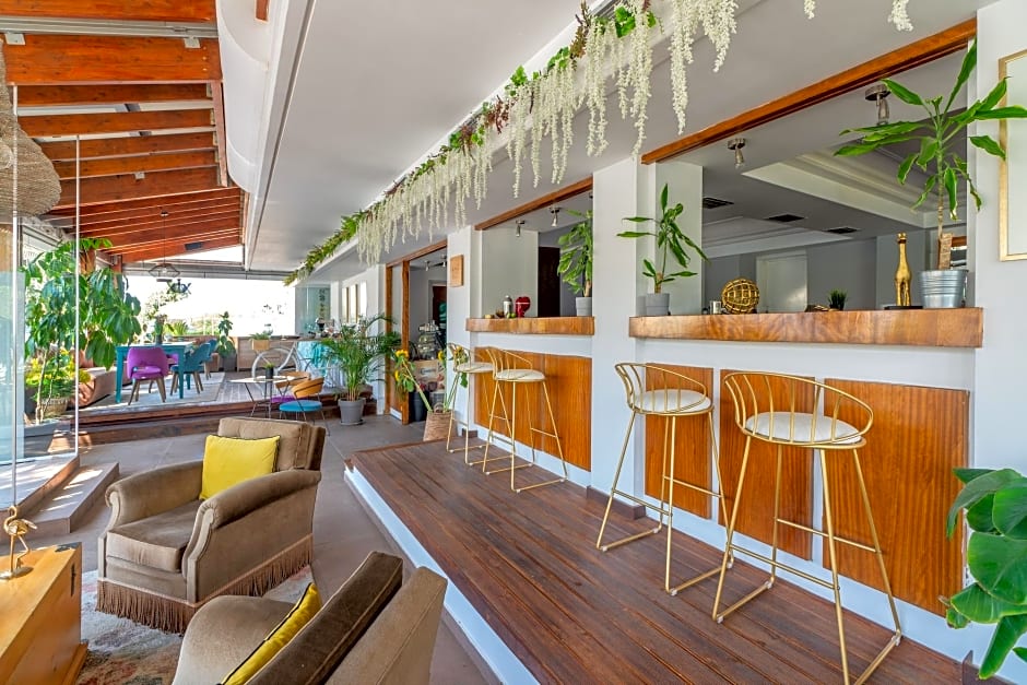 Maison 66 Riviera Hotels