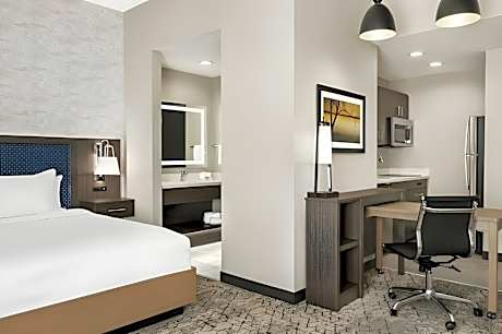 1King Hearing Accessible Suite Nonsmoking