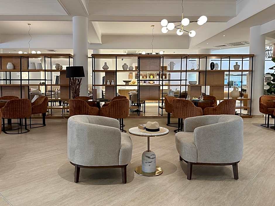 The King Jason Paphos - Designed for Adults