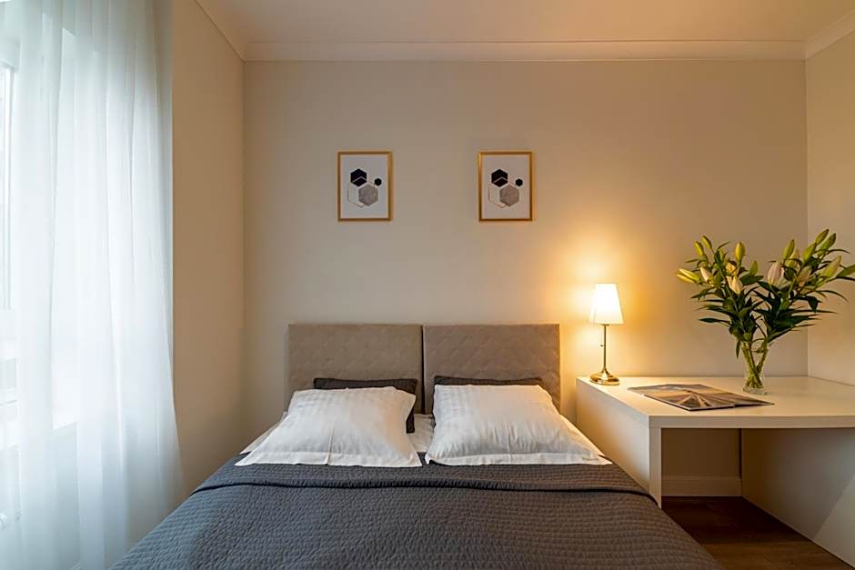 Platinum Towers E-Apartments