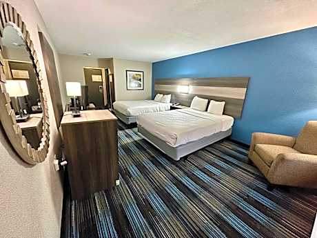 Queen Room with Two Queen Beds - Non-Smoking