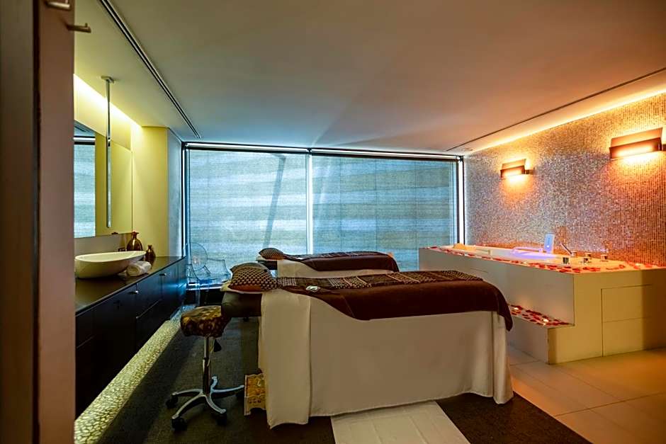 EPIC SANA Luanda Hotel