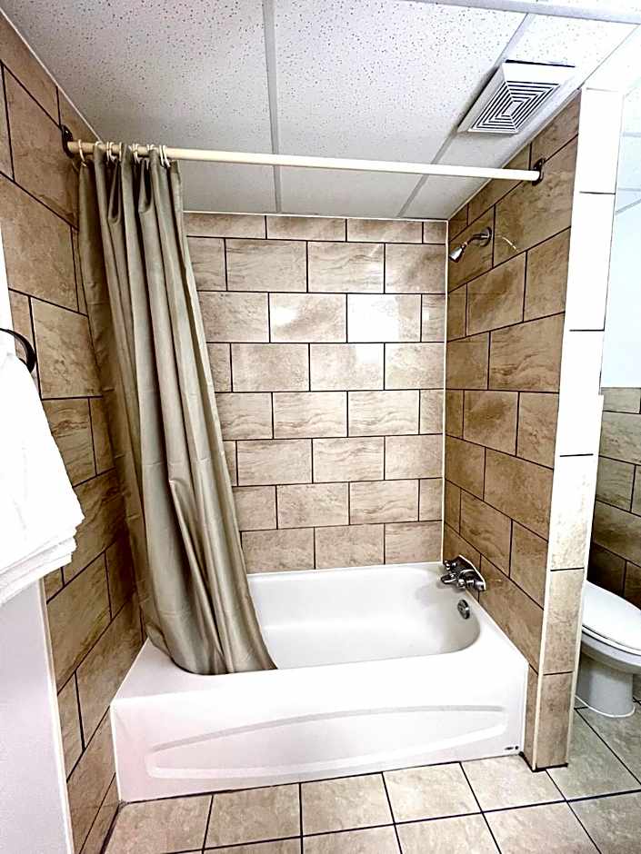 Fairway Inn by the Falls