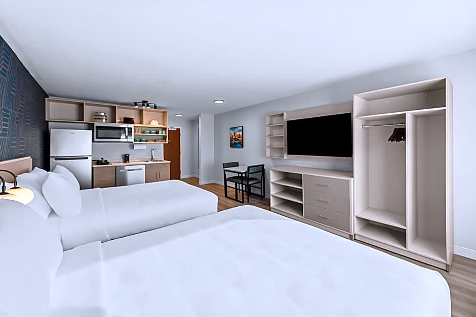MainStay Suites Columbus North - Worthington