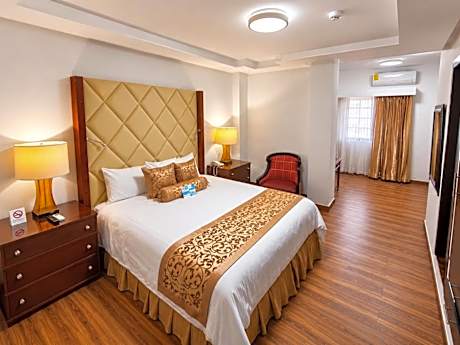 Deluxe Junior Suite