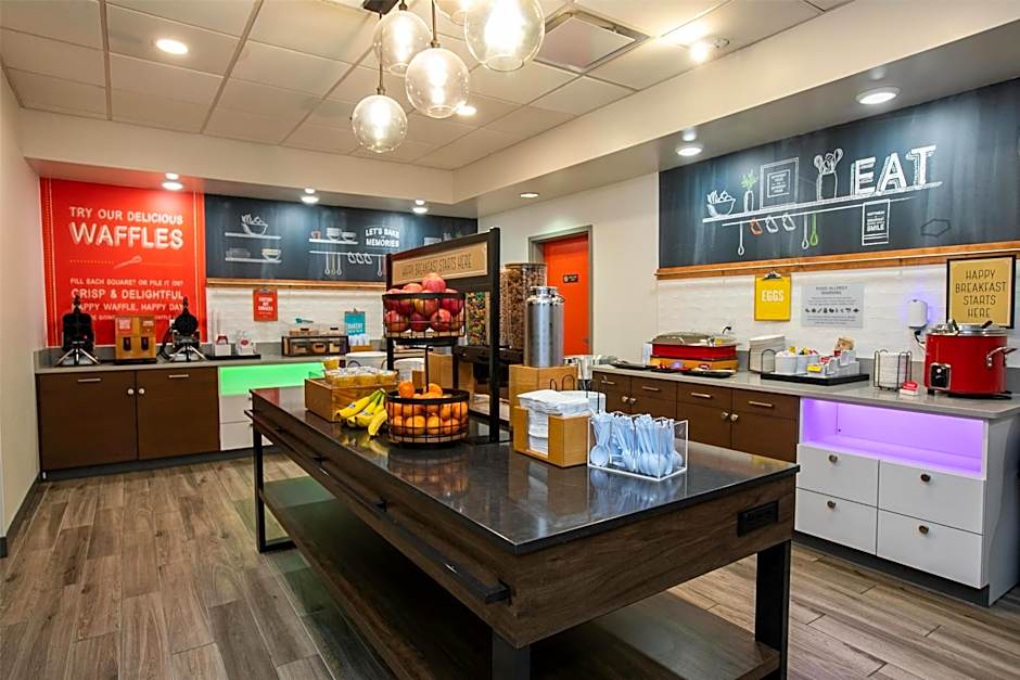 Hampton Inn By Hilton And Suites Wilder