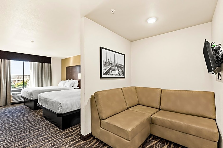 Cobblestone Hotel & Suites - Superior Duluth