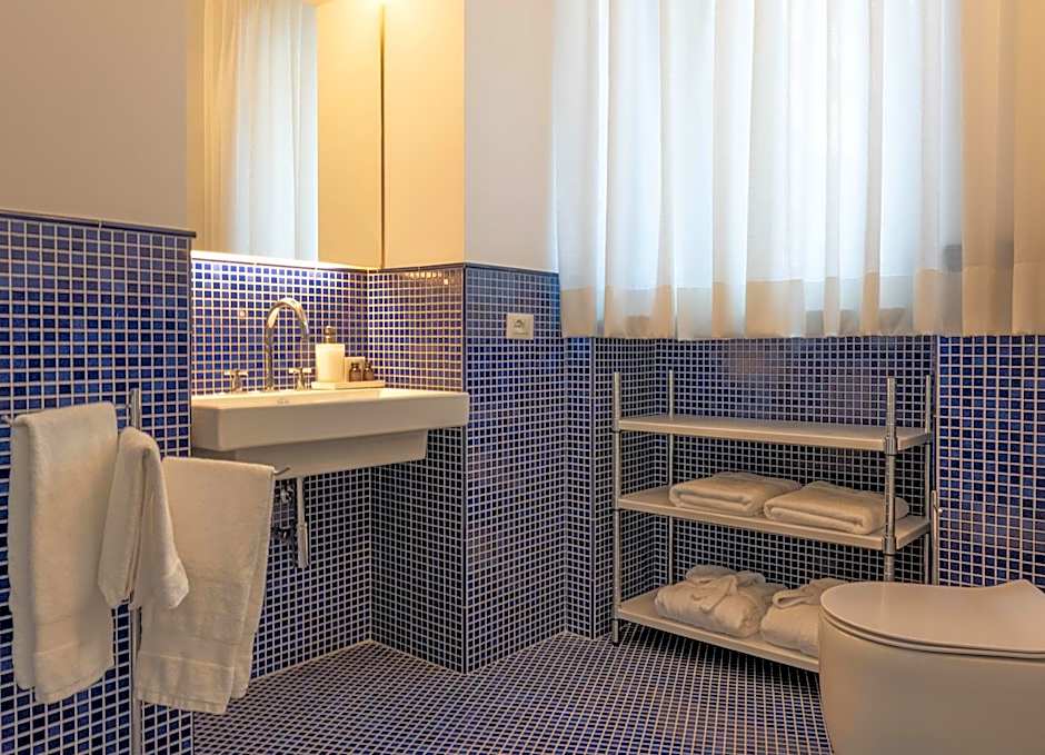 Nelinda Waterfront Accommodation