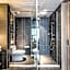 Q-Box Hotel Shanghai Sanjiagang