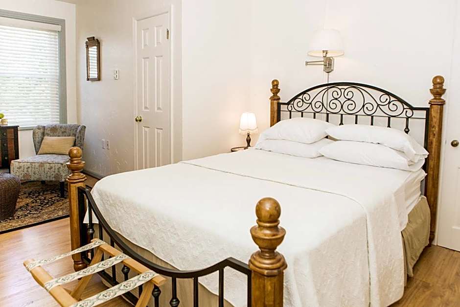 James Buchanan Hotel, Trademark Collection by Wyndham