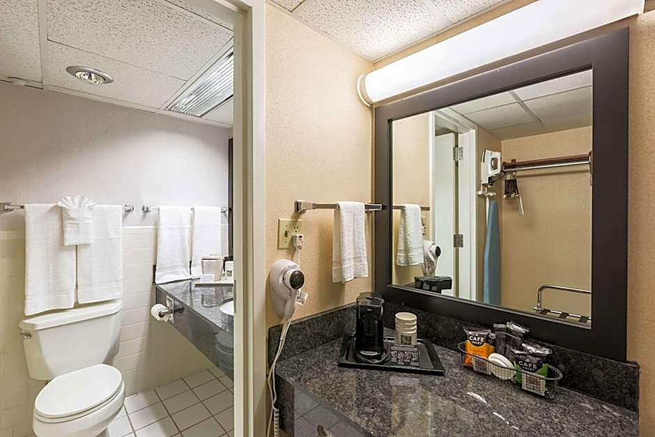 Quality Inn and Conference Center I-80 Grand Island