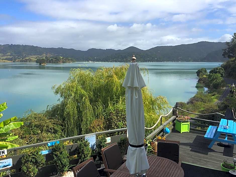 Pacific Harbour Lodge