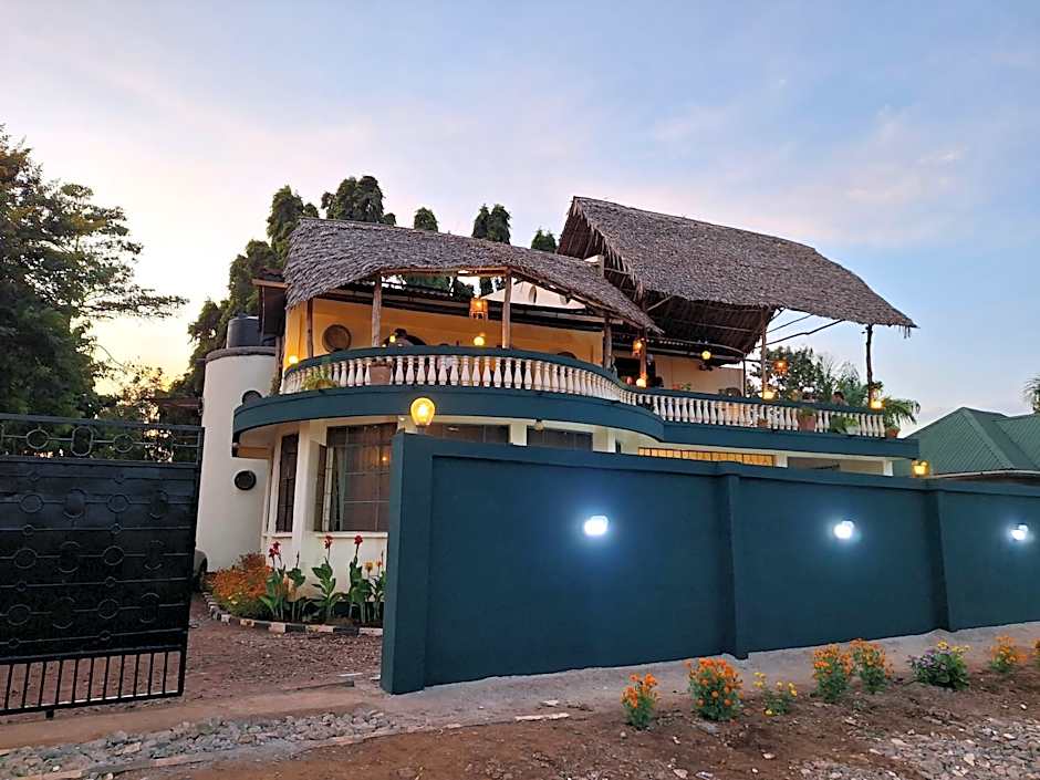Hill View Garden Hotel