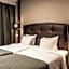 Home Hotel Bristol