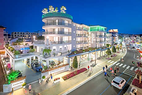 International Beach Hotel