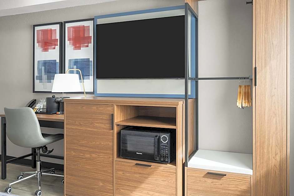 AmericInn by Wyndham Urbana/Champaign University Area