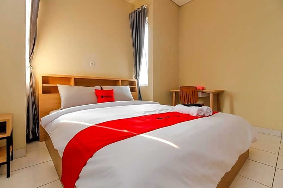 RedDoorz @ Cilandak Barat