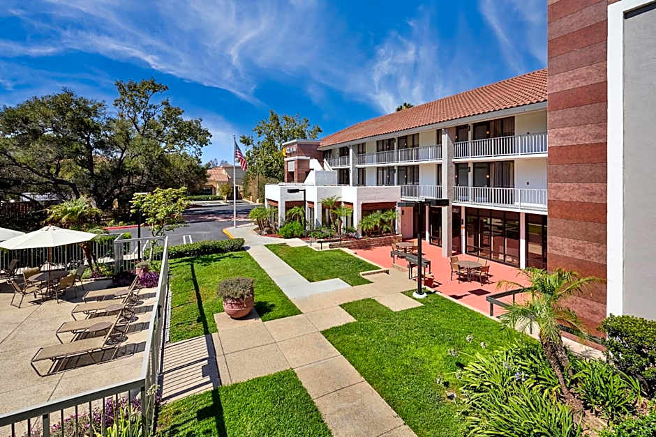 La Quinta Inn & Suites by Wyndham Thousand Oaks Newbury Park