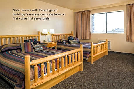 Queen Room with Two Queen Beds - Non-Smoking