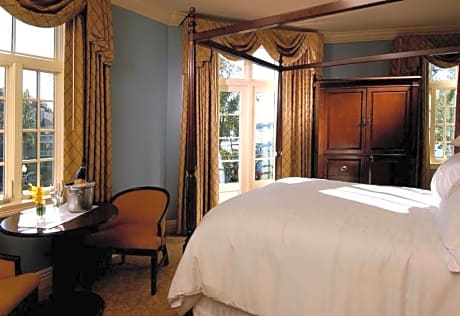 River Inn Of Harbor Town