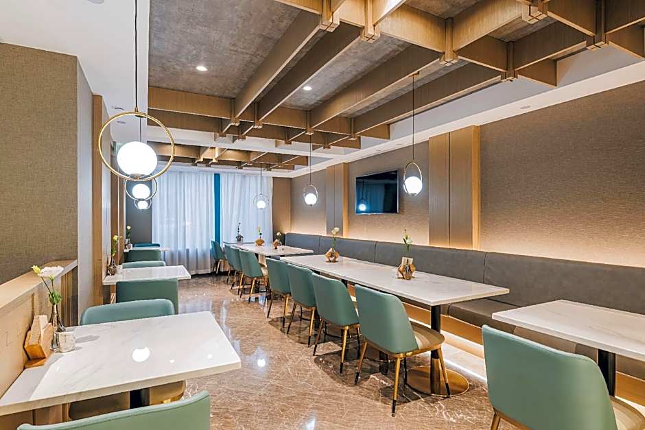 Atour Hotel Xuzhou Municipal Government