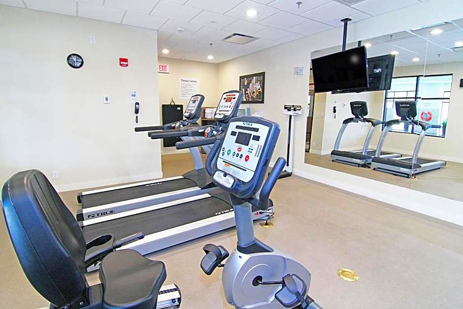 Holiday Inn Express and Suites Calgary University By IHG