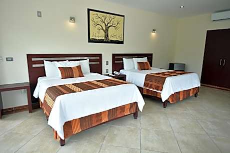 Deluxe Suite