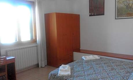 Economy Double or Twin Room